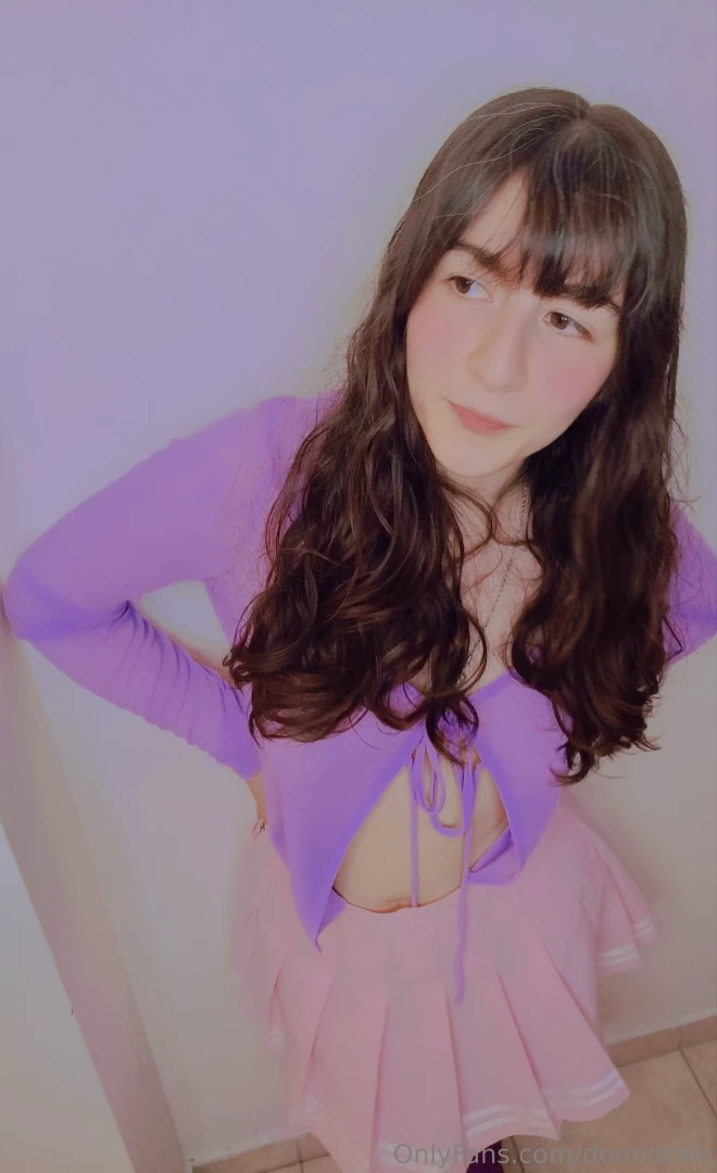 Yummy sexy goddess what do you think about my outfit 