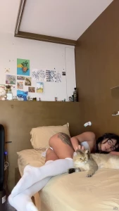 I always love to have fun with my pussy