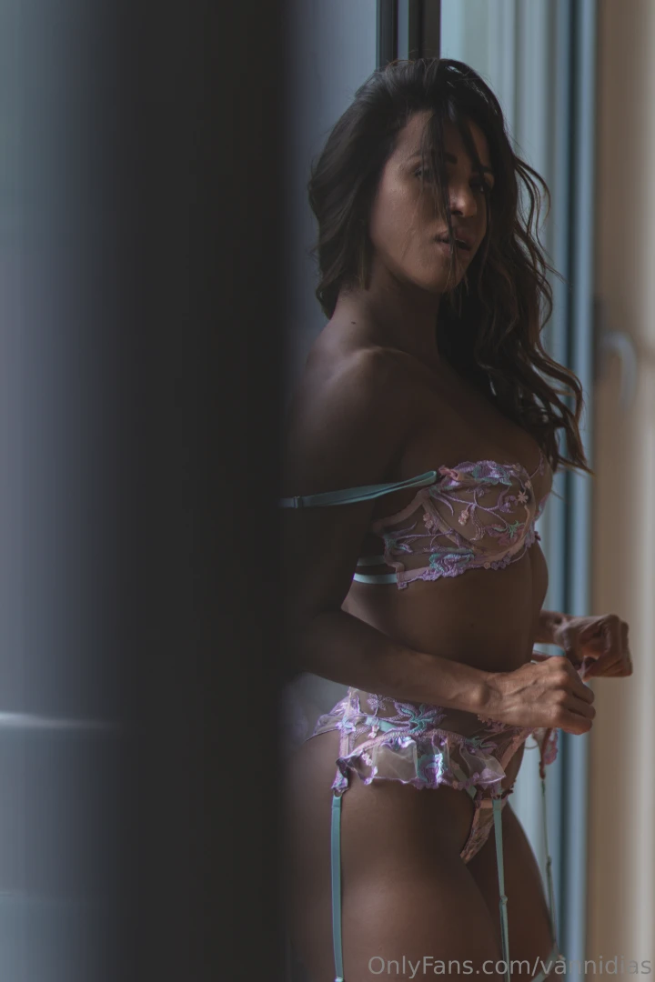 Ho un idea piccante solo per noi due vieni in chat part 1 