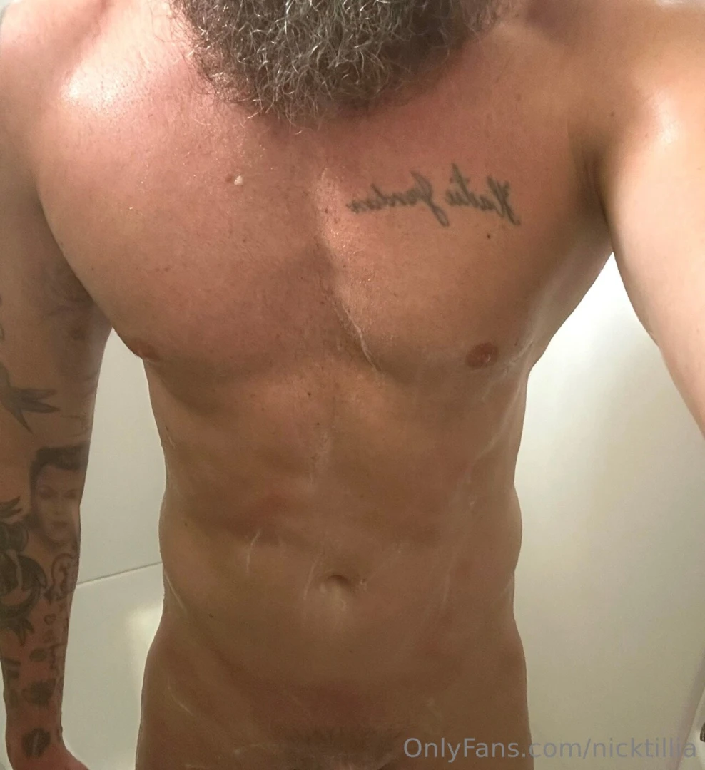 See the uncropped version at nicktilliavip 