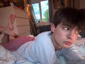 Worship my feet part 79