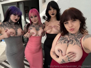 Who wants to see all four of us spread and shake and show off for you
