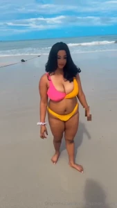 Love the beach vibe