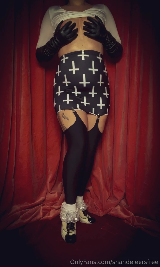 Midweek ass worship get in on so much more rump fun on the paid feed 