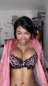 8 minutos de full masturbaci n me divierto con 2 juguetes un bien rico