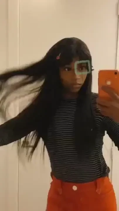 If i see a mirror a quick cute video is inevitable 