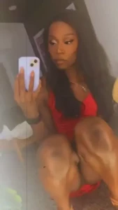 Place your face in-between my legs for a heavy load