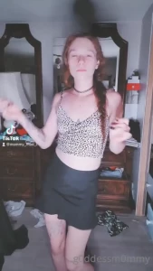 Follow me on the tok