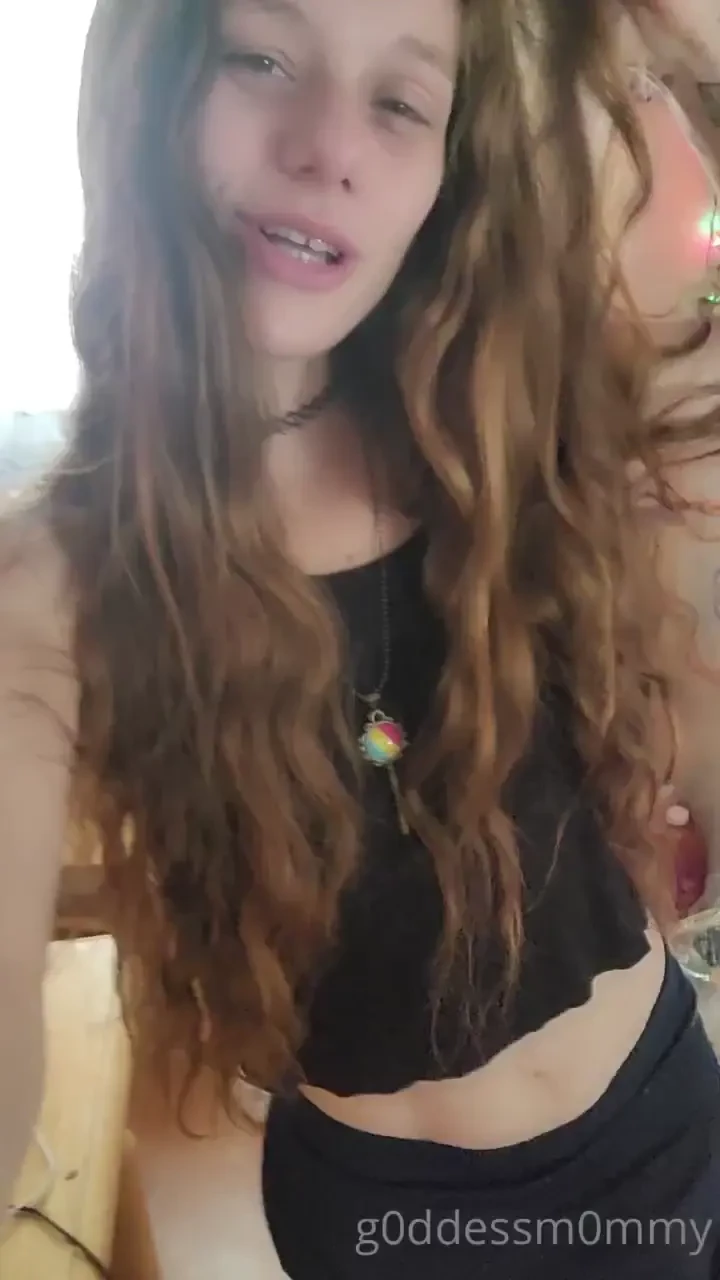 New photos uploaded to g0ddessm0mmy 