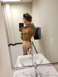 I m finally not sick with pneumonia anymore this last month has been