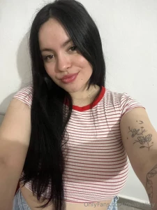 Do i classify as a cute girl