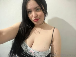 Where did ur eyes go first