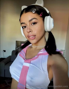 Alishabright is wet right now lusty princess alishabright wants to part 961