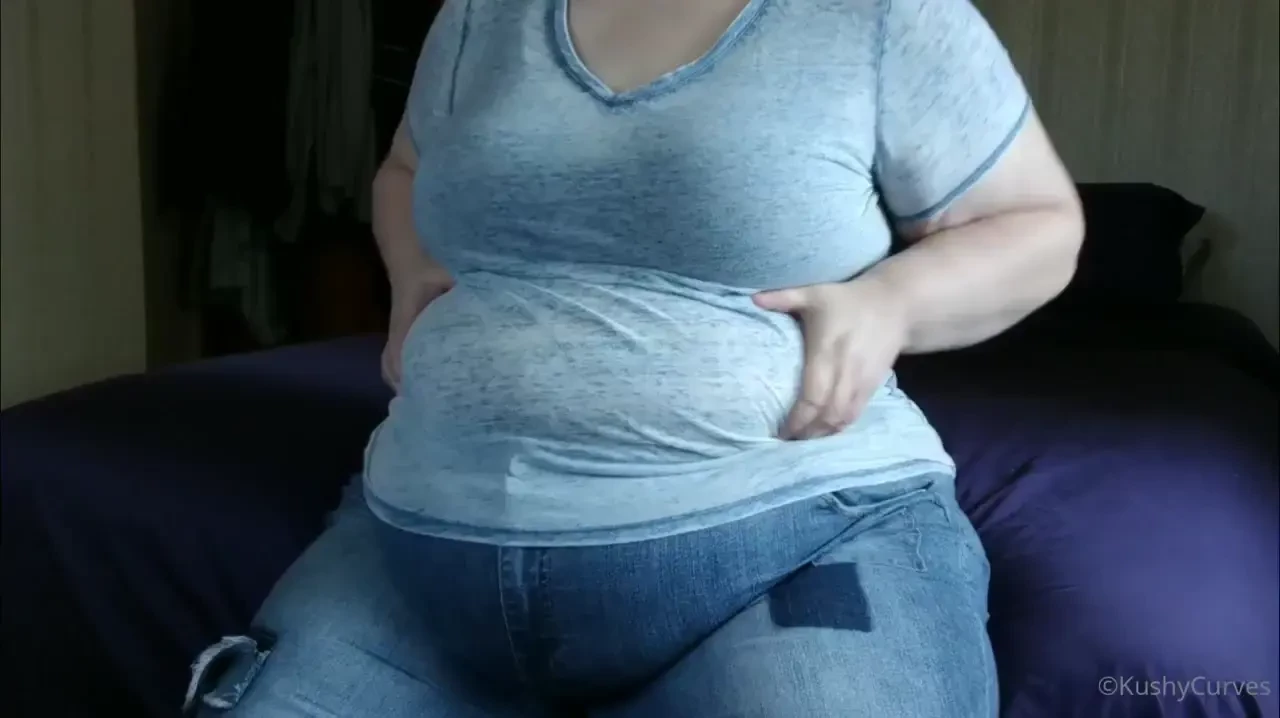 New belly play video enjoy the jiggles and sorry for my recent silence 