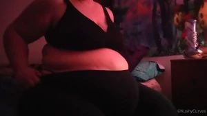 Before bed bong and belly play