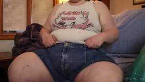 New stuffing vid - before and after 3 000 calories worth of pizza and