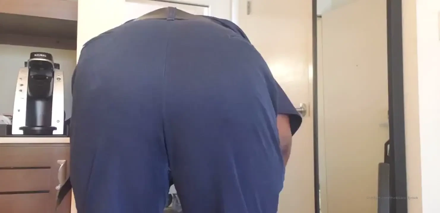 Wouldn t mine a tongue fuck on break 