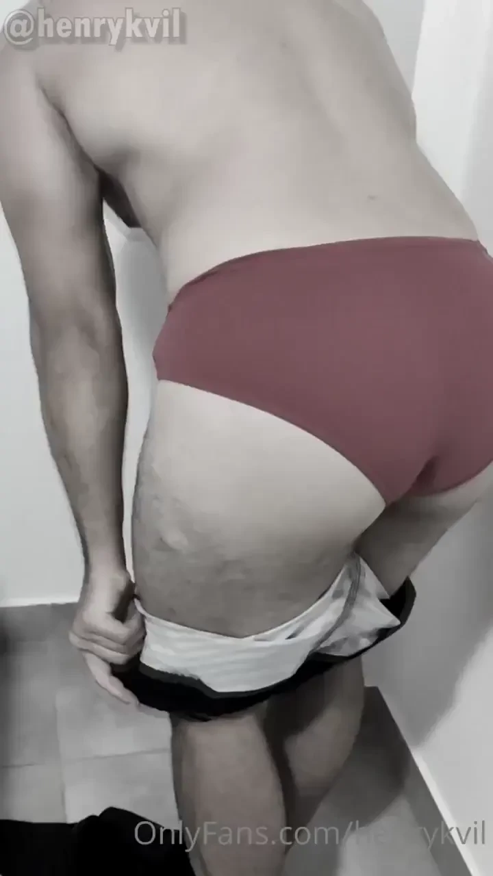 Come take off my clothes vem tirar minha roupa 