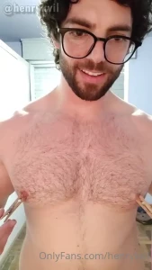 Trying some clothespins experimentando alguns prendedores de roupa