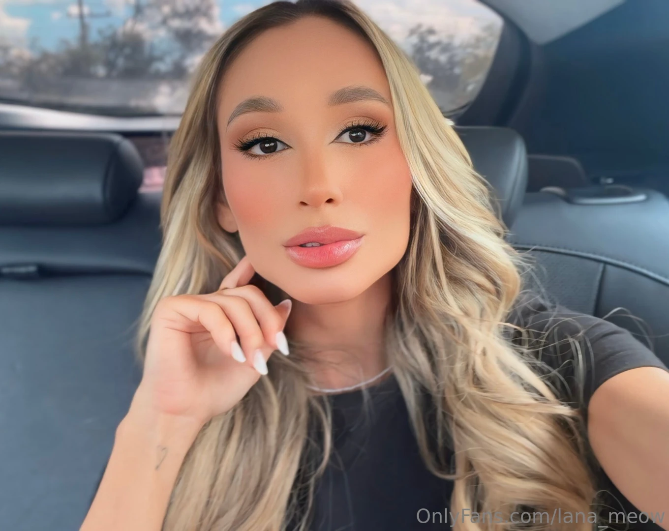 Just selfies of a pretty girl 