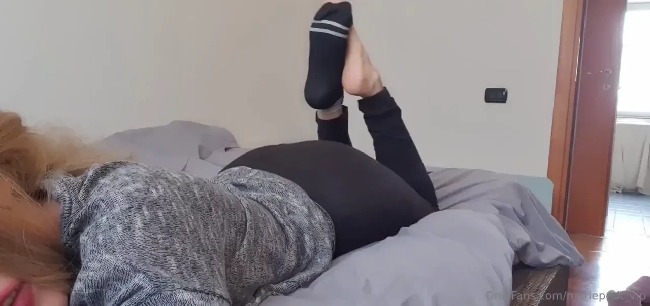 5 min video the pose senza mutandine 5 min video the pose without 