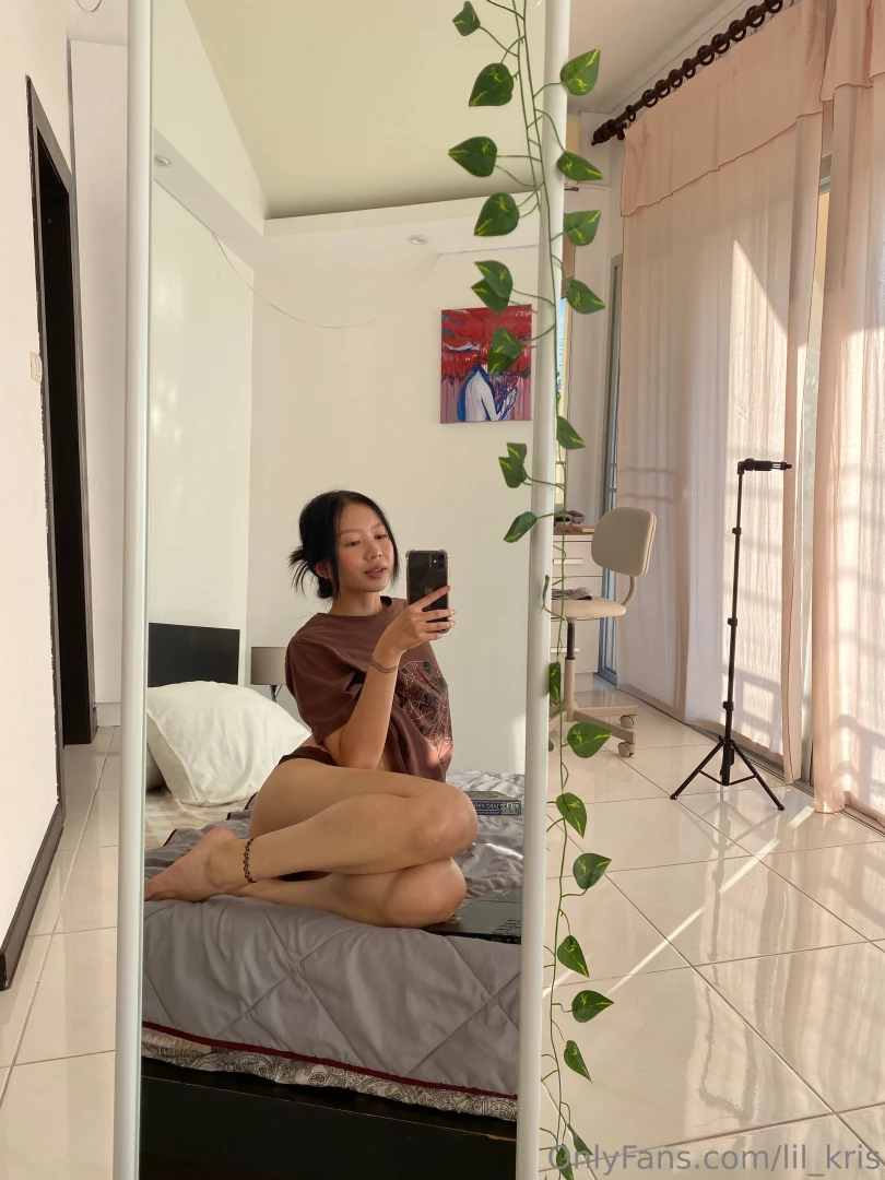 When the book gives emotions and the bed gives coziness thoughts 