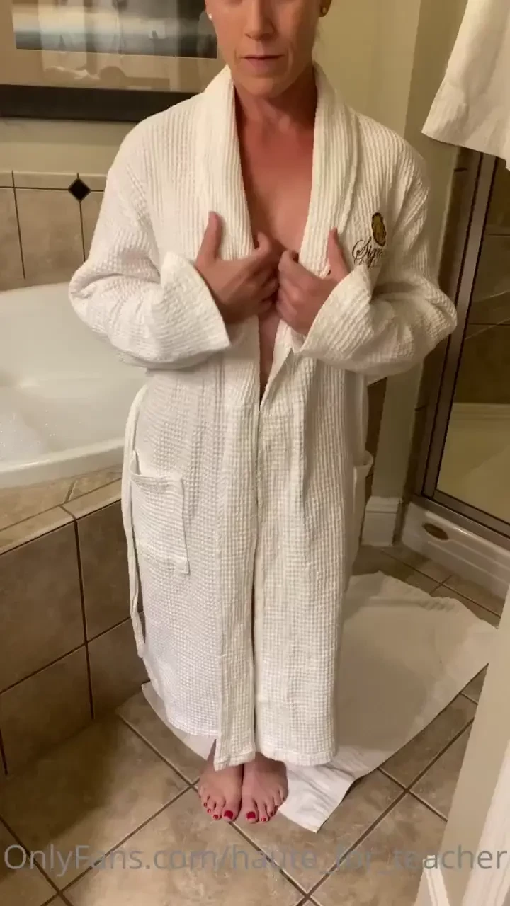 Here s a little preview of the video y all just got this morning in 