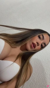 Felt cute might delete later orrr maybe not if u like it part 1