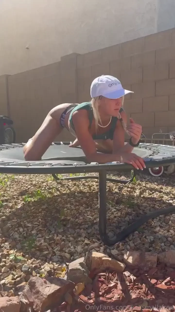 Me and kody were in the backyard taking videos and pictures they part 1 