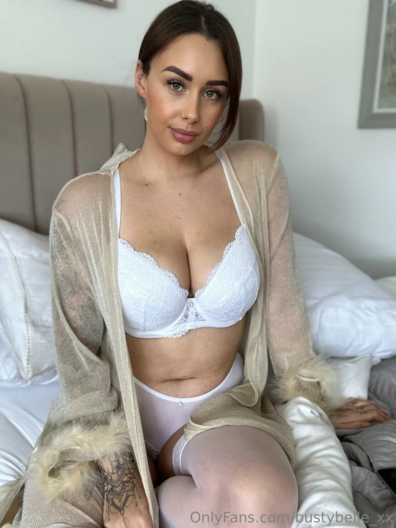 Do you want to see this pussy drip for you 