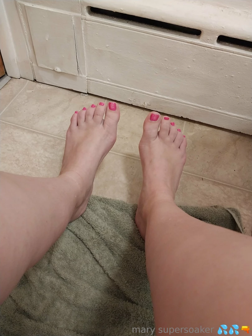 Feet 