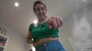 Susy spitting at you humilliation espa ol si te gusta ser humillado y