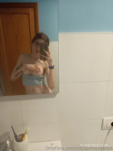 Contenido a diario y sin censura en mi cuenta principal fotos y v deos