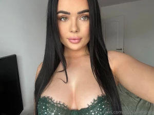 What colour are my eyes part 6