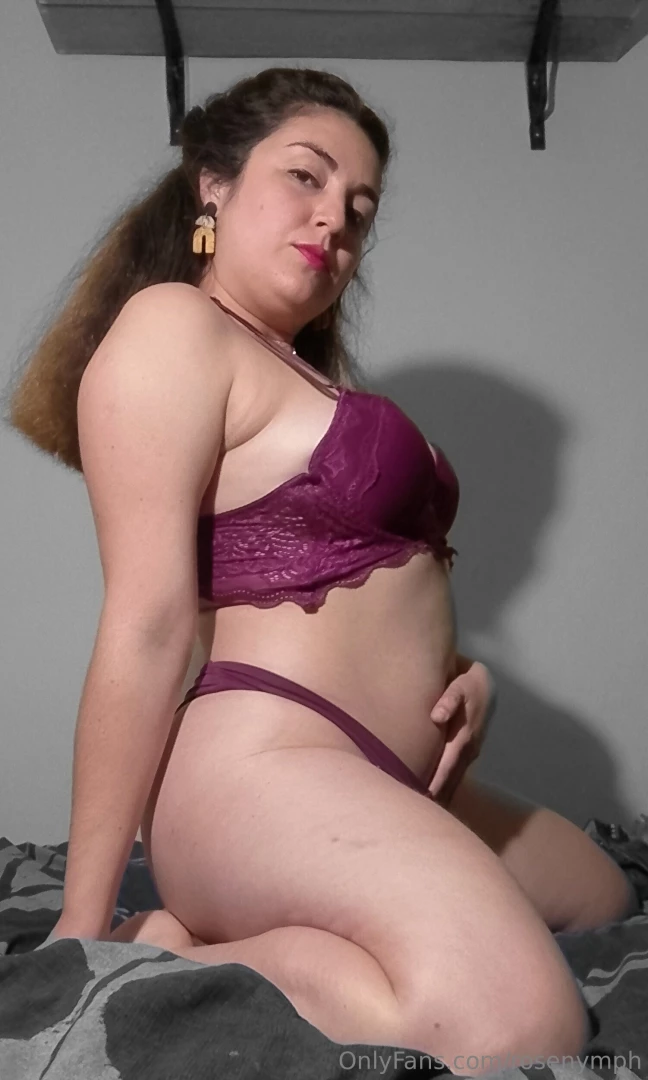 Come touch my pussy daddy 