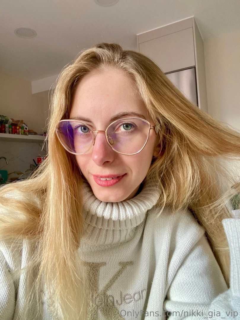 What do you cook for tonight can i help you in the kitchen part 1 