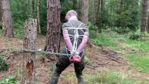 Picnic and bondage with indiovant