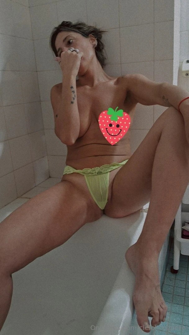 Shine_love i m your christmas nbsp baby free suscription shine_love 