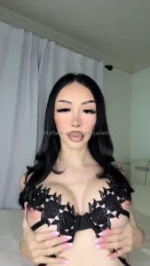 How cute is this bra part 3