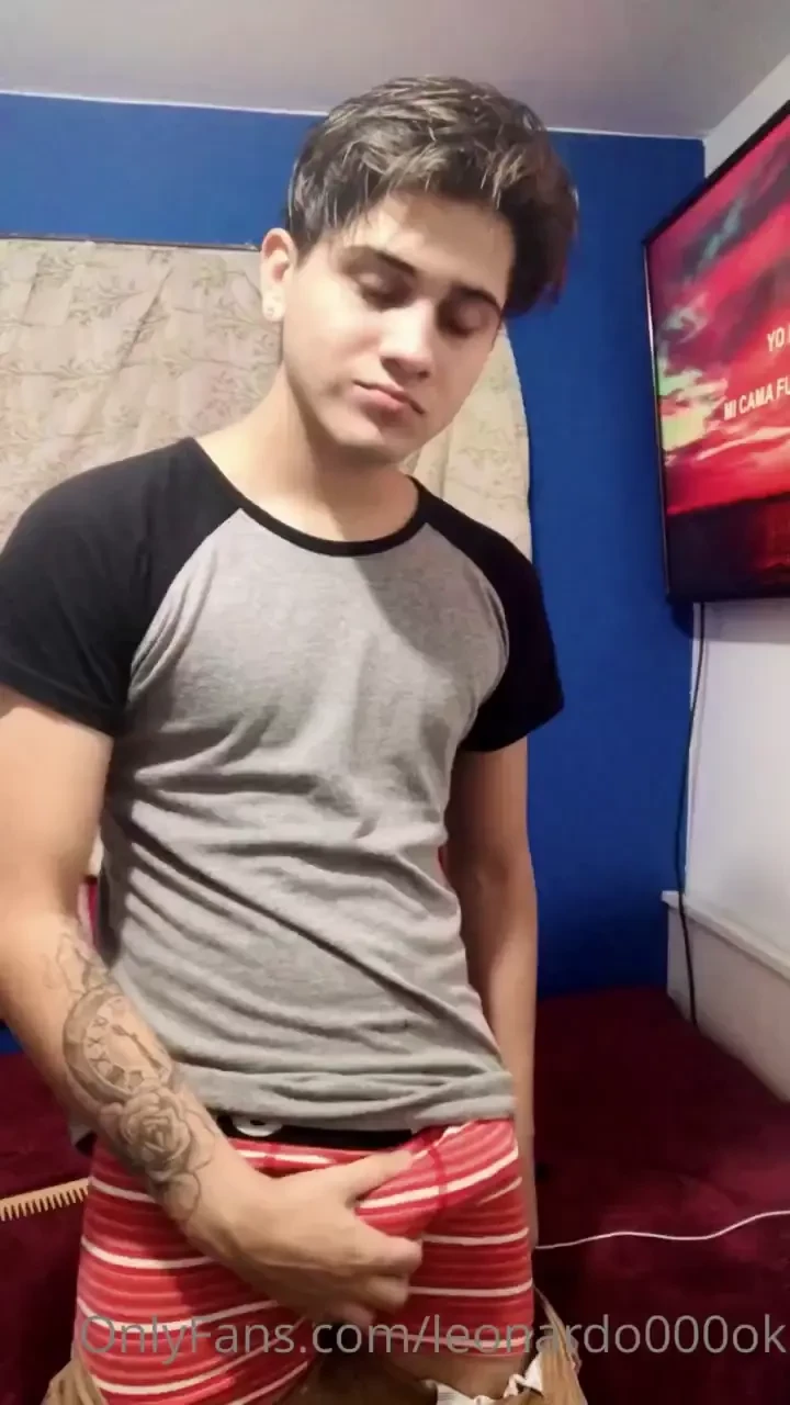 Que rico me pajeaba en mi anterior habitaci n how delicious i jerked 