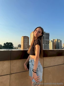 This babe amy sweety is finally 18 she looks so innocent but you don t part 487