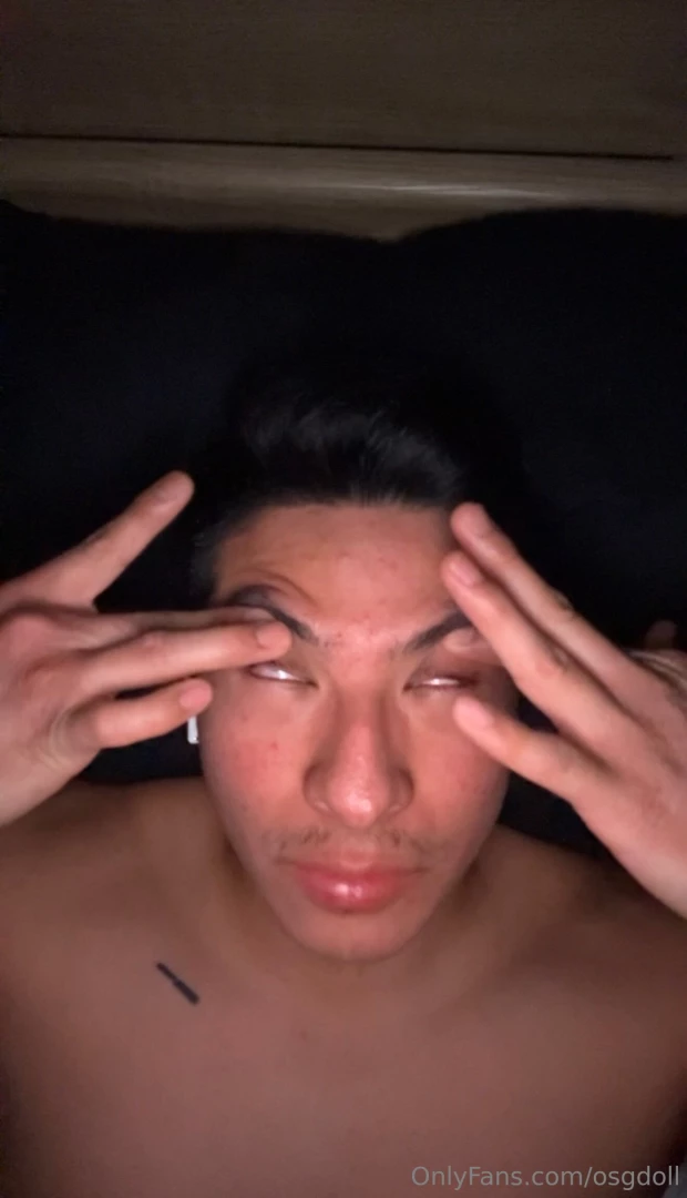 Watch these 2 small self hy pn0z1s clips where i perform an eye check part 1 