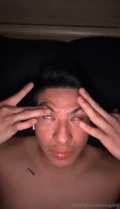 Watch these 2 small self hy pn0z1s clips where i perform an eye check part 1