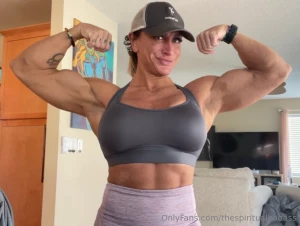 How big are my massive biceps part 1