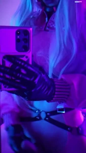 Bring that beautiful cock next to mine and let s touch each other pls