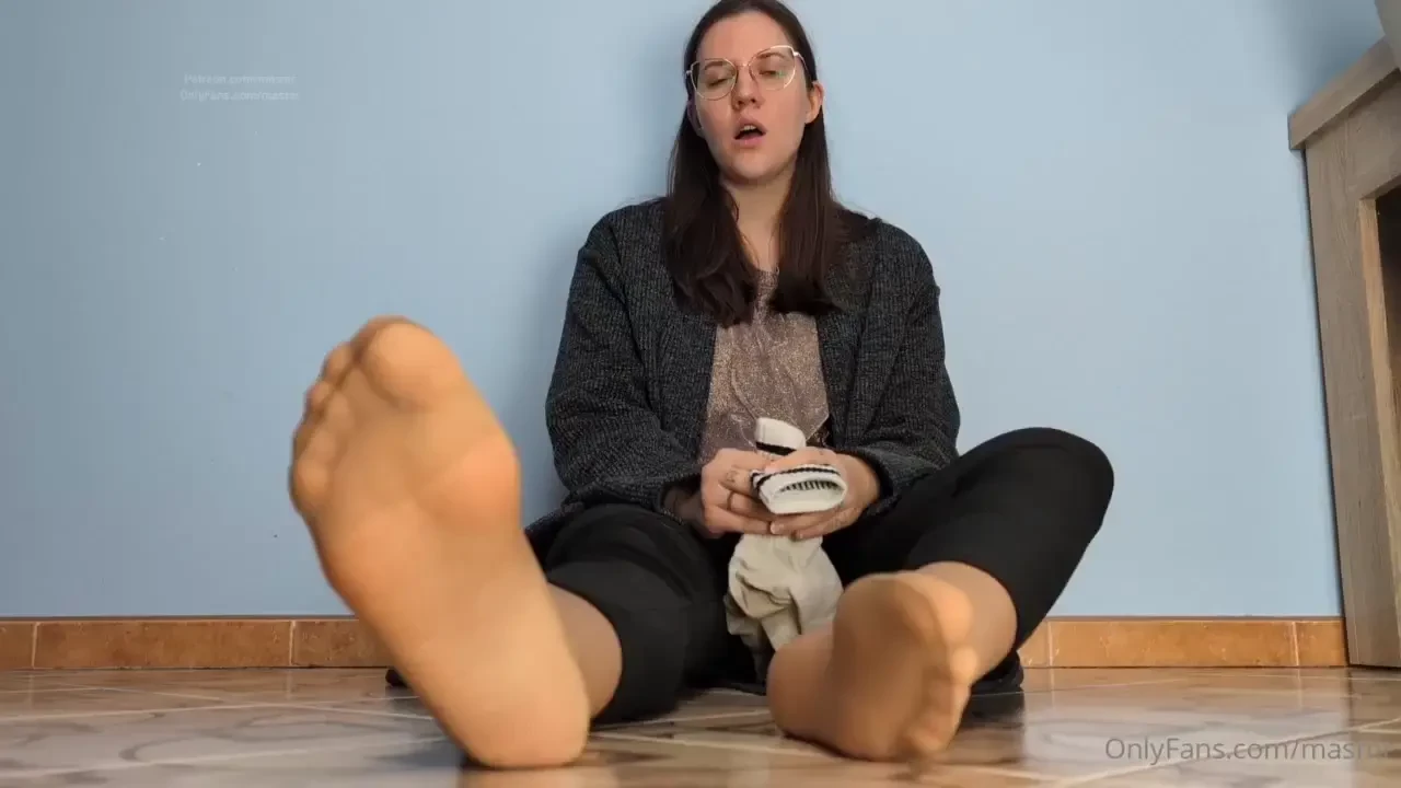 Worn socks final video update x crew white striped socks dirty x 