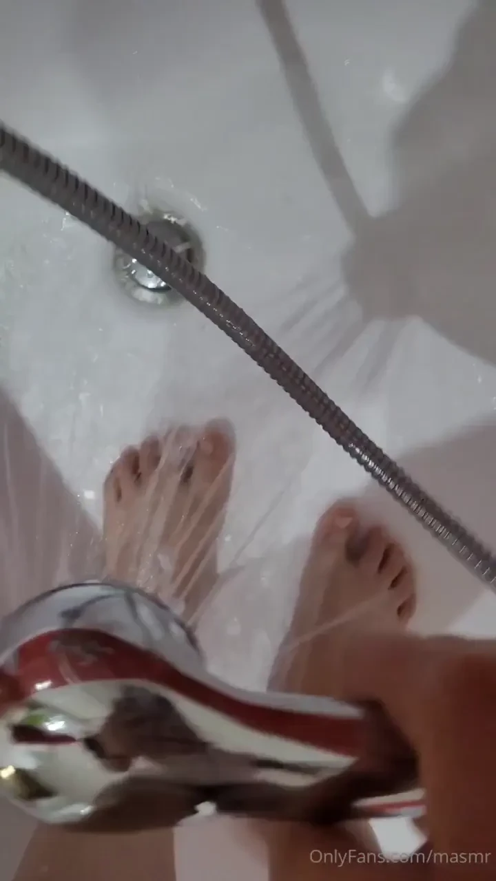 My feet were so worn dusty and sweaty yesterday summer definitely 