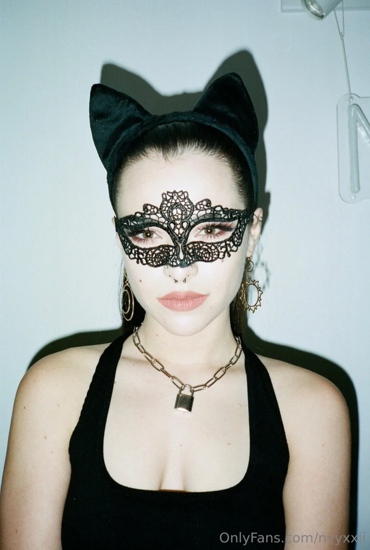 Which do you prefer mask or glasses part 7 