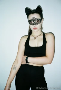 Which do you prefer mask or glasses part 6