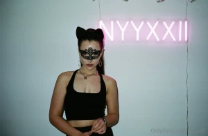 Which do you prefer mask or glasses part 1